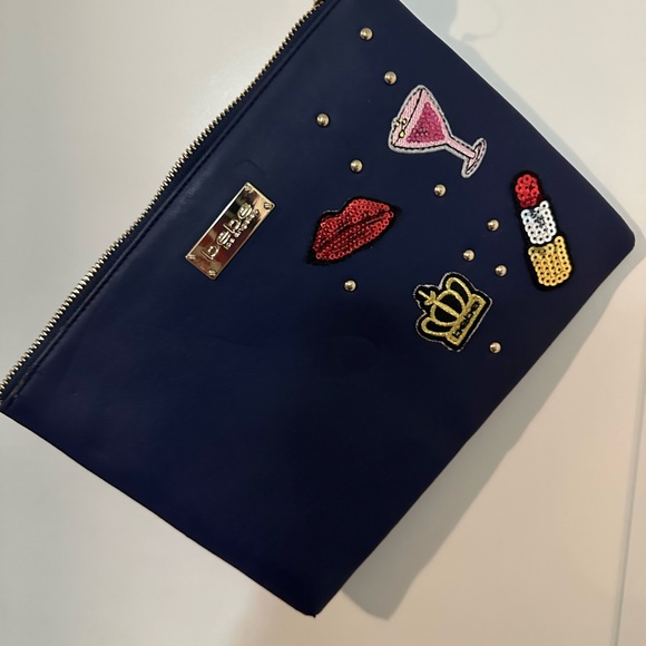 Bebe pouch purse wristlet - Picture 4 of 5